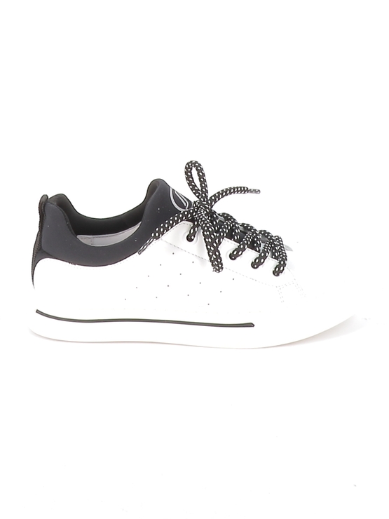 https://www.laplage-schoenen.be/Cached/30928/resize/772x555/88786_0.jpg