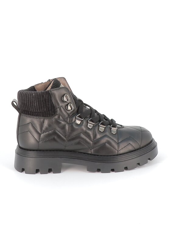 https://www.laplage-schoenen.be/Cached/33947/resize/772x555/89429_0.jpg