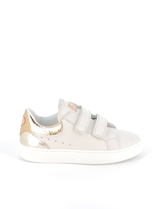 https://www.laplage-schoenen.be/Cached/36082/resize/447x314/90048_0.jpg