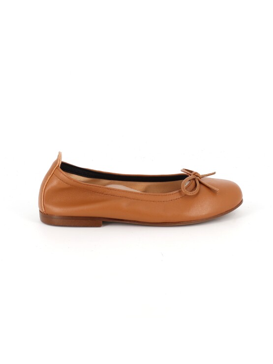 https://www.laplage-schoenen.be/Cached/40484/resize/772x555/91825_1.jpg