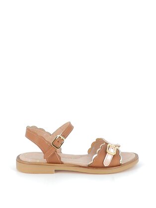 https://www.laplage-schoenen.be/Cached/42756/resize/447x314/91829_1.jpg