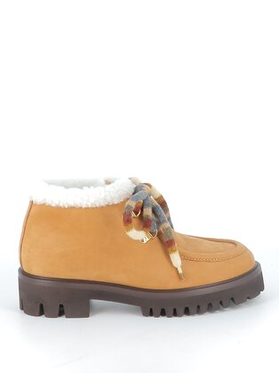 https://www.laplage-schoenen.be/Cached/49568/resize/447x314/94147_1.jpg