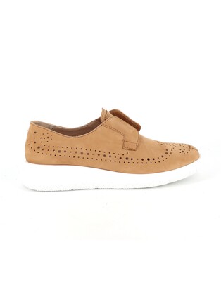 https://www.laplage-schoenen.be/Cached/50599/resize/447x314/95090_1.jpg