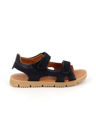 https://www.laplage-schoenen.be/Cached/50948/resize/447x314/94691_1.jpg