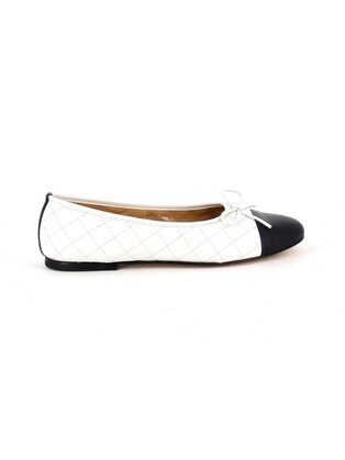 https://www.laplage-schoenen.be/Cached/51842/resize/447x314/94860_1.jpg