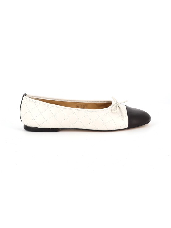 https://www.laplage-schoenen.be/Cached/51846/resize/772x555/94859_1.jpg