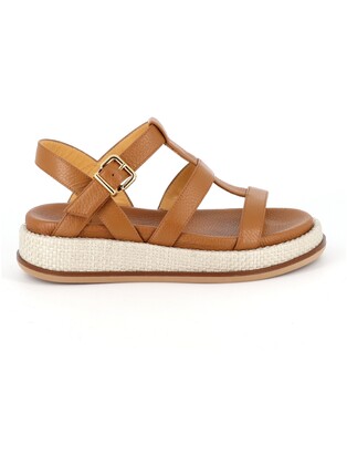 https://www.laplage-schoenen.be/Cached/51969/resize/447x314/95365_1.jpg
