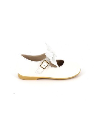 https://www.laplage-schoenen.be/Cached/52149/resize/447x314/95264_1.jpg