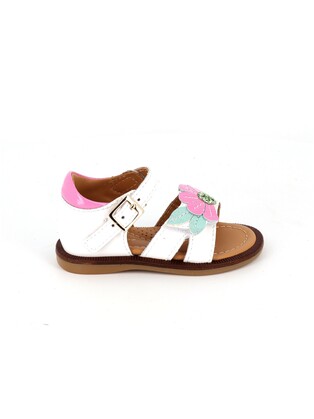 https://www.laplage-schoenen.be/Cached/52417/resize/447x314/94791_1.jpg