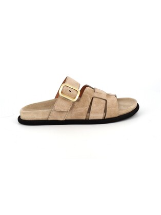 https://www.laplage-schoenen.be/Cached/52610/resize/447x314/95328_1.jpg