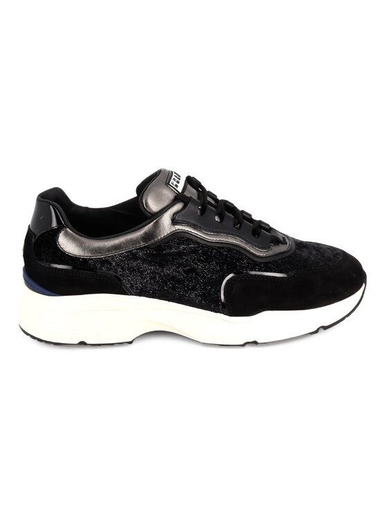 https://www.laplage-schoenen.be/Cached/54023/resize/772x555/95586_1.jpg